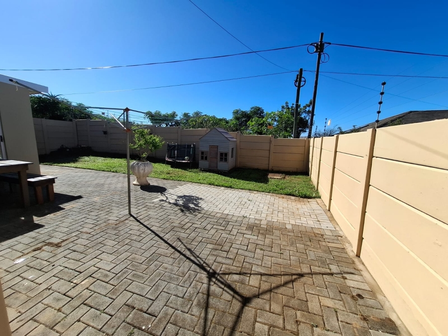 2 Bedroom Property for Sale in Gonubie Eastern Cape